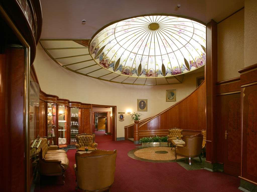 فندق زغربفي  بالاس هوتل المظهر الداخلي الصورة